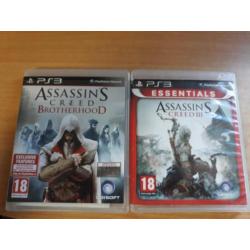 Ps3 Slim 320 GB zwart, 2 controllers en 6 spellen