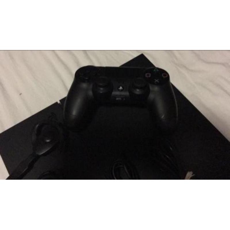Sony PlayStation 4