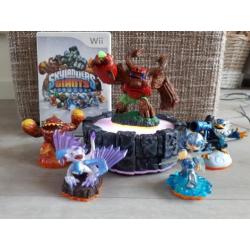 Skylanders giants 5 figuren, portal en spel