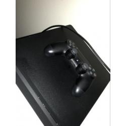Playstation 4 slim