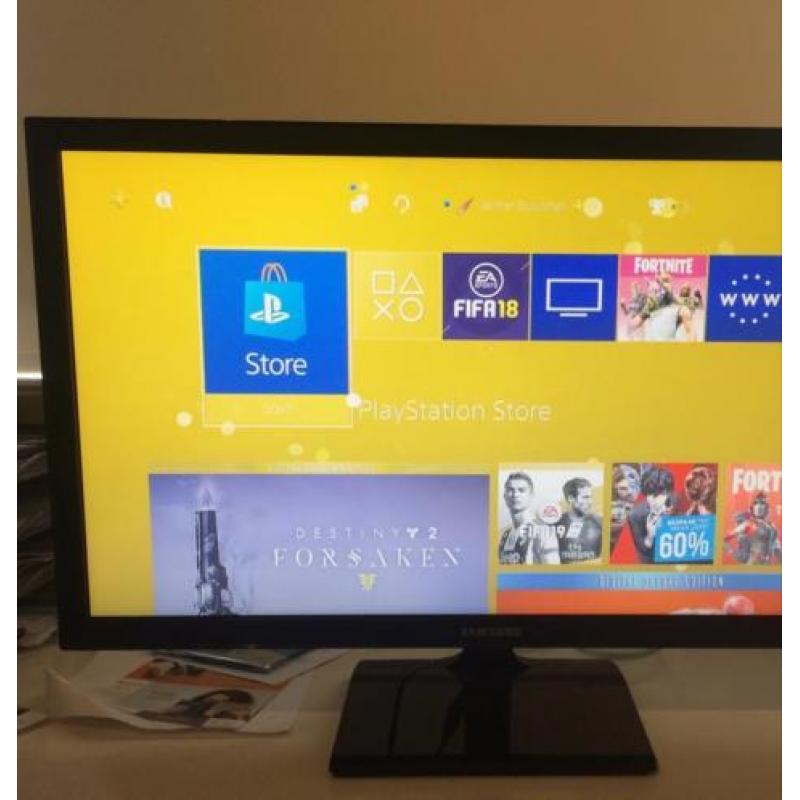Sony ps4 / PlayStation 4 1TB met 3 games & 2 controllers!!!