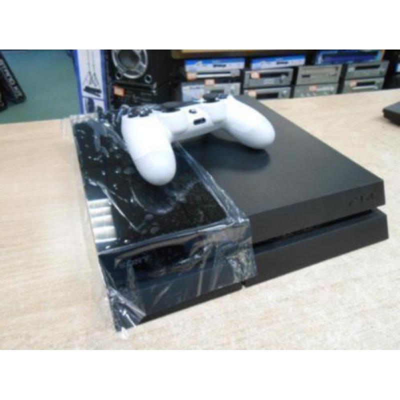Gezocht div. PlayStation 4 consoles - U.P. Dordrecht