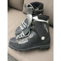 Bergschoenen / IJsklimschoenen Scarpa maat 42
