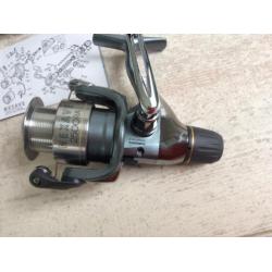 nieuwe shimano nexave 2500 RA molen
