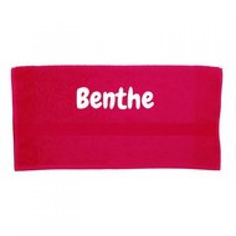 Badlaken Badlaken 70x140 fuchsia met naamborduring