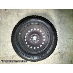 Winterbanden op salen velg voor VW Up1, WSkoda Citigo e-iV, Seat en meer, Vredestein Snowtrac 5, nieuw.